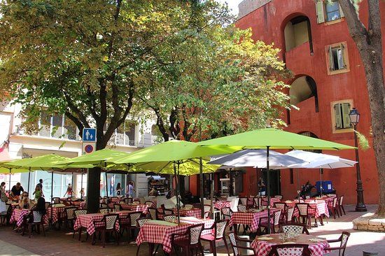 Restaurant La Mama